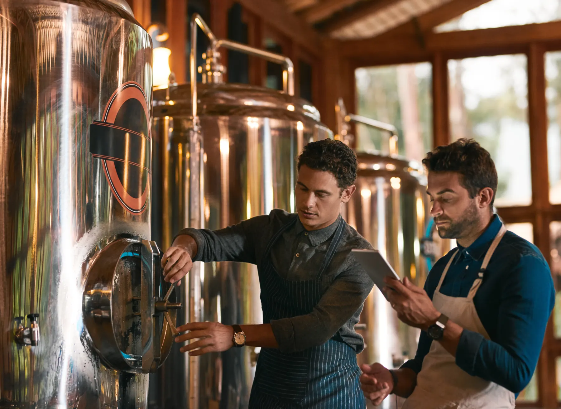 Bière artisanale servie à la pression